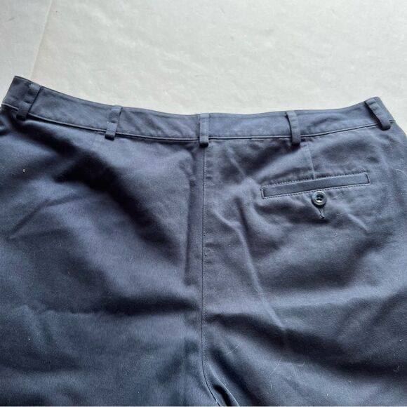 L.L. Bean Women's Shorts Navy Blue Size 16 High Rise - Picture 6 of 6